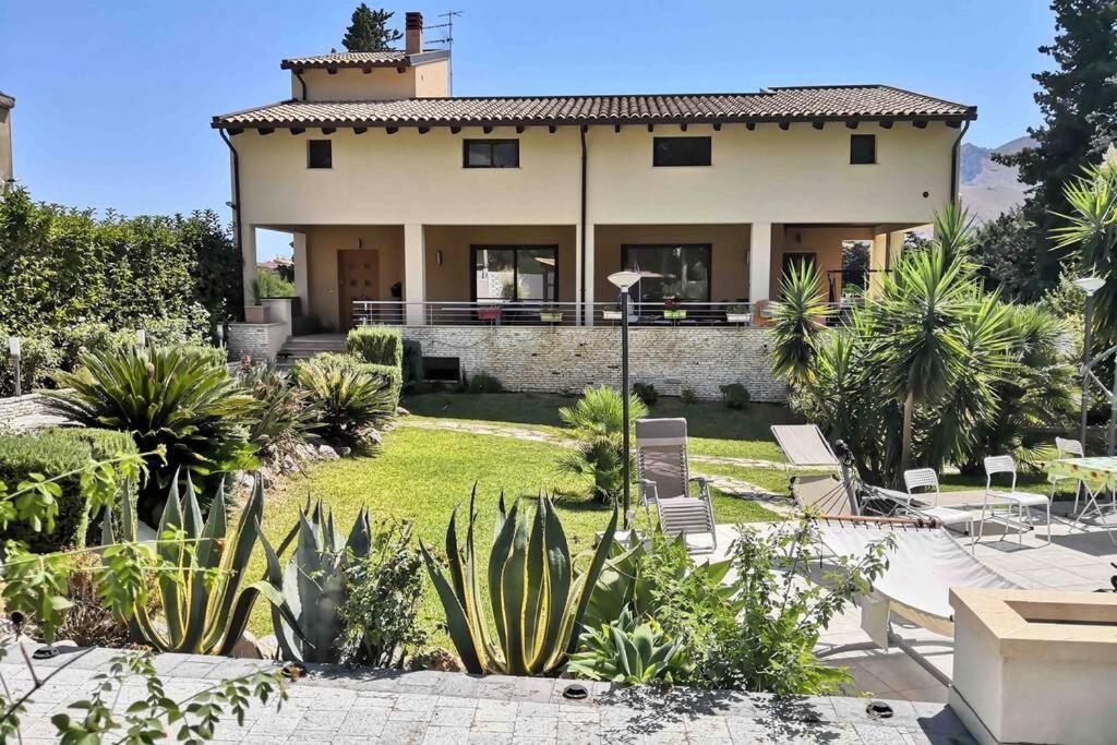 Villa Tiziana モンレアーレ エクステリア 写真